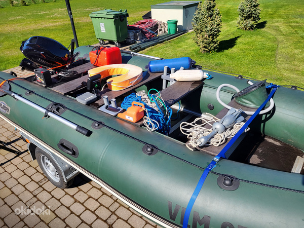 Резиновая лодка, лодочный мотор и лодочный прицеп для продаж (фото #9)