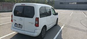 Peugeot Partner N1 1.6 HDI 68kW 2015.a (4 foto / 12)