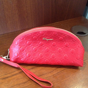 Косметичка Ferragamo