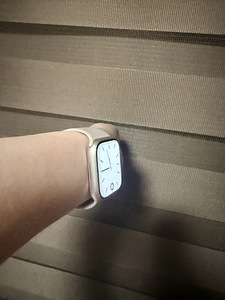 Apple Watch series 8 45mm (2 foto / 5)
