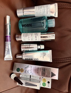 VT COSMETICS (1 foto / 3)