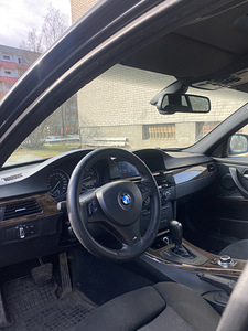 BMW 330D (5 фото из 5)