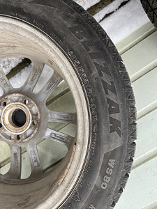 Шины Bridgestone м+с на дисках autec (3 фото из 6)