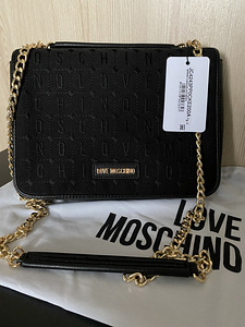 Love Moschino (3 foto / 10)