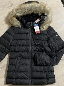 Tommy Jeans s. S (2 foto / 2)