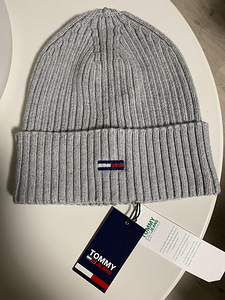 Tommy Jeans (1 фото из 4)