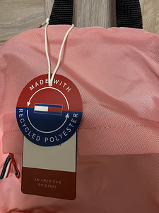 Tommy Jeans (7 фото из 9)