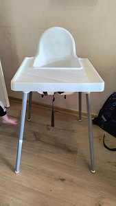 Стул IKEA (2 фото из 2)