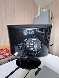 Müüa kodukino Panasonic SA-HT 990+TV monitor. (6 foto / 7)