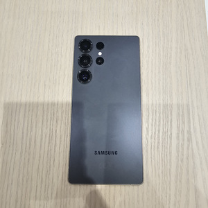 Samsung Galaxy S25 Ultra 512GB (1 foto / 2)