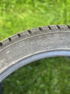 Naastrehvid 245/40/R20 + 275/35/R20 (4 foto / 5)