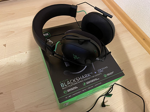 Razer Blackshark V2 (3 фото из 5)