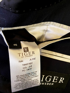 Meeste blaiser ja vest “Angelico for Tiger of Sweden” (6 foto / 6)