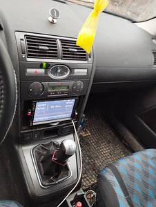 V: Ford Mondeo 2.0 66kw diisel (3 foto / 9)