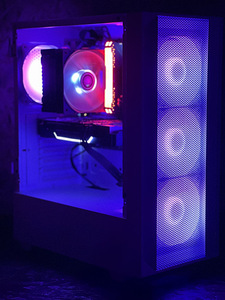 Võimas mänguriarvuti - i7-9700K / RTX 2070 / 16GB RAM (2 foto / 3)