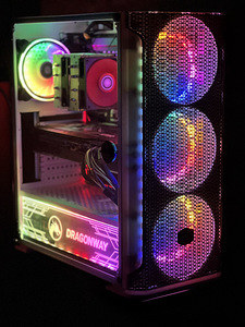 Mänguriarvuti - i7-6700K / RX Vega 56 8GB / 16GB RAM / MSI (4 foto / 4)