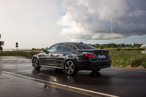 BMW E60 525i 3.0 facelift (3 foto / 14)