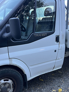 Ford Transit veoauto, regtasu makstud, värske ÜV (8 foto / 10)