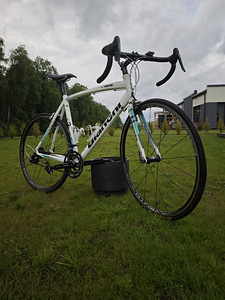 Maanteeratas Bianchi via Nirone C2C M (53) (2 foto / 10)