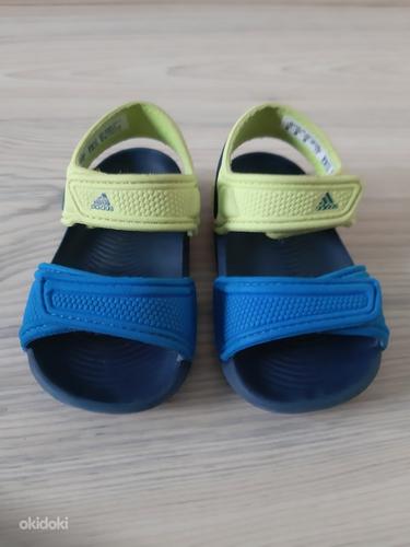 Adidas шлепанцы/сандалии s20 (фото #2)