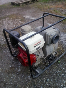 Мотопомпа Honda WT40XK3 бензиновая для грязной воды (2 фото з 3)