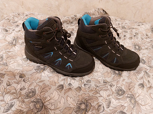 Uued Karrimor k/s matkasaapad (sisetald 23cm) (1 foto / 6)