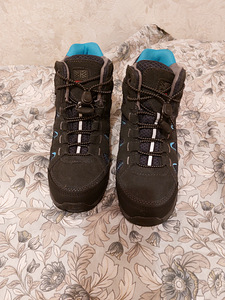 Uued Karrimor k/s matkasaapad (sisetald 23cm) (3 foto / 6)