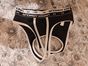 Uus under armour sporditopp 116-122 (2 foto / 5)