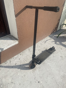 Trikki tõukeratas трюковой самокат BLUNT PRODIGY (1 foto / 2)