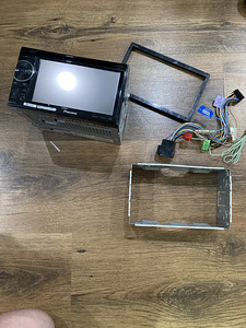 Automakk Pioneer AVH-2400BT (9 foto / 10)