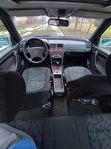 Mercedes Benz c200 2.1CDI 92kw (10 foto / 10)