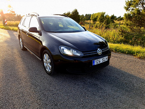 Volkswagen Golf 2.0 103kw 2010 Webasto (3 foto / 15)