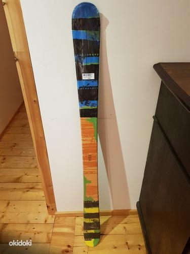 Новые twintip лыжи Firefly Rocket 135 cm + крепления (фото #1)
