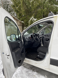 Citroen Berlingo 66 kW (5 foto / 8)