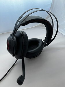 HyperX Cloud Revolver (3 foto / 6)