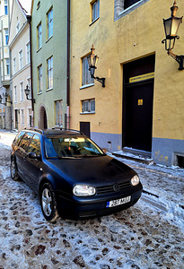 Volkswagen Golf 4 Variant (3 foto / 9)