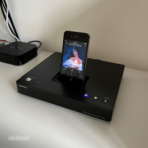 Onkyo ND-S1 Цифровой мультимедийный транспорт / док-станция для iPod (фото #3)