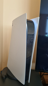 Playstation 5 (2 фото из 3)