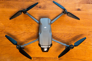 DJI Air 3 Fly More Combo (4 foto / 5)