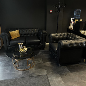 Chesterfield diivan ja tugitool (1 foto / 1)