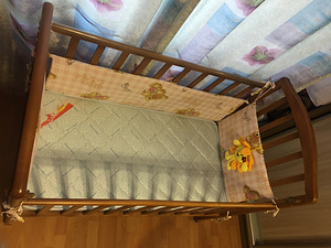 Детская кровать-качалка с матрасом афалина баю-бай