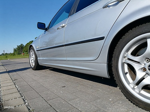 BMW 330i (4 фото из 12)