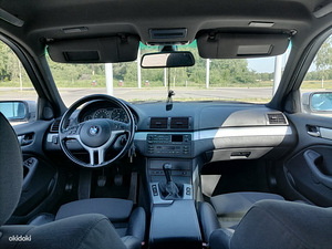 BMW 330i (8 фото из 12)