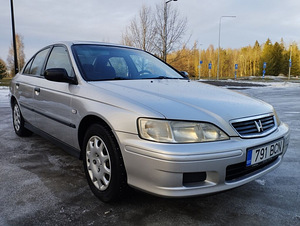 Honda Accord ATM (2 foto / 10)