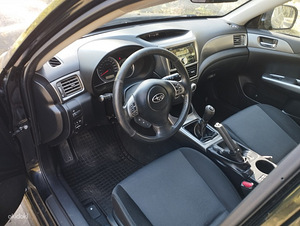 Subaru Impreza 4x4 (9 foto / 11)