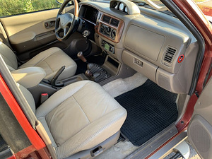 Mitsubishi Pajero Sport 3.0 V6 (8 foto / 10)