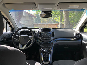 Chevrolet Orlando (7 foto / 15)