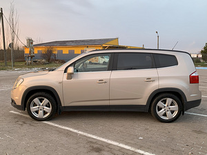 Chevrolet Orlando (5 фото из 15)
