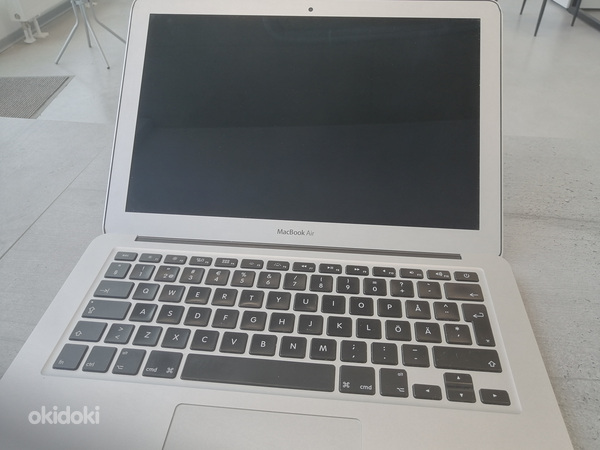 MacBook Air (13-inch, Early 2015) i5 8GB (foto #1)