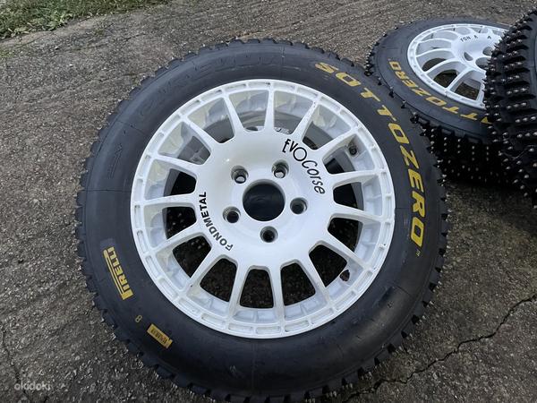 Шипы Pirelli на дисках Evocors (фото #1)